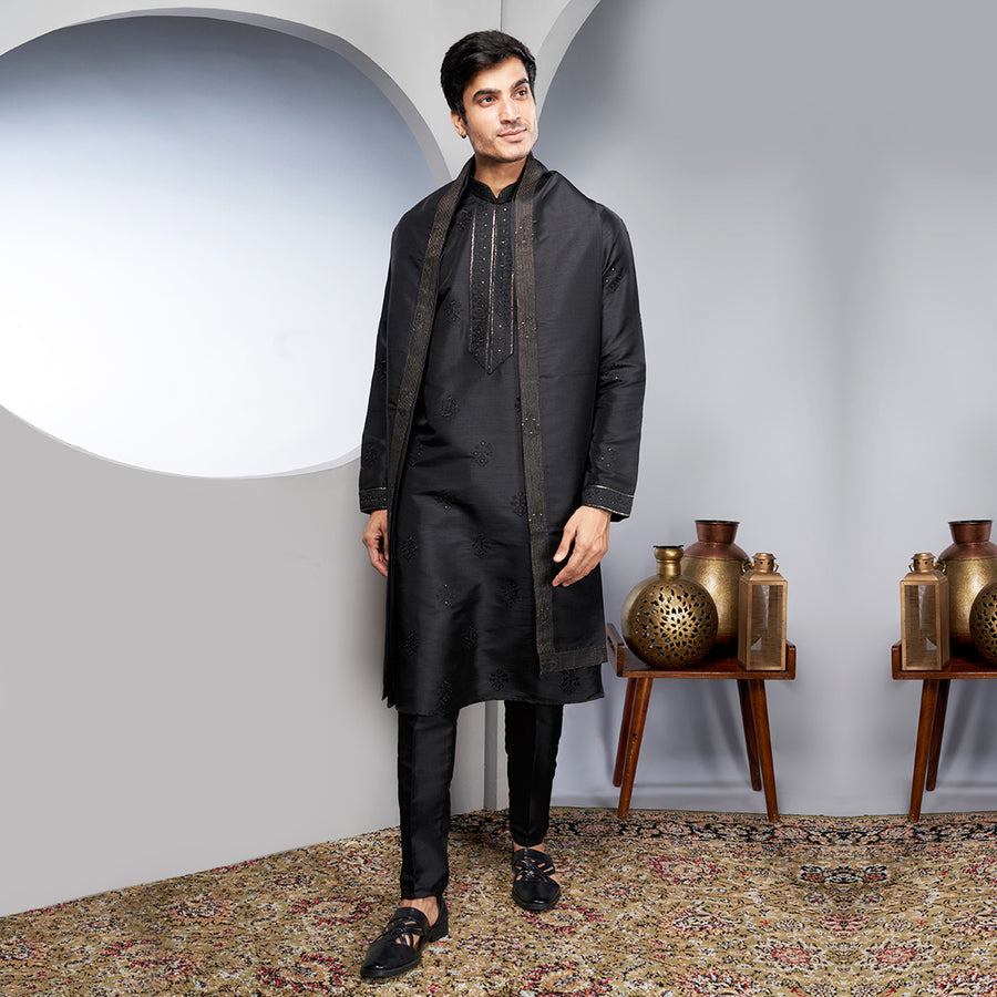 Elegant Black Silk Kurta And Dupatta With Little Embroidery