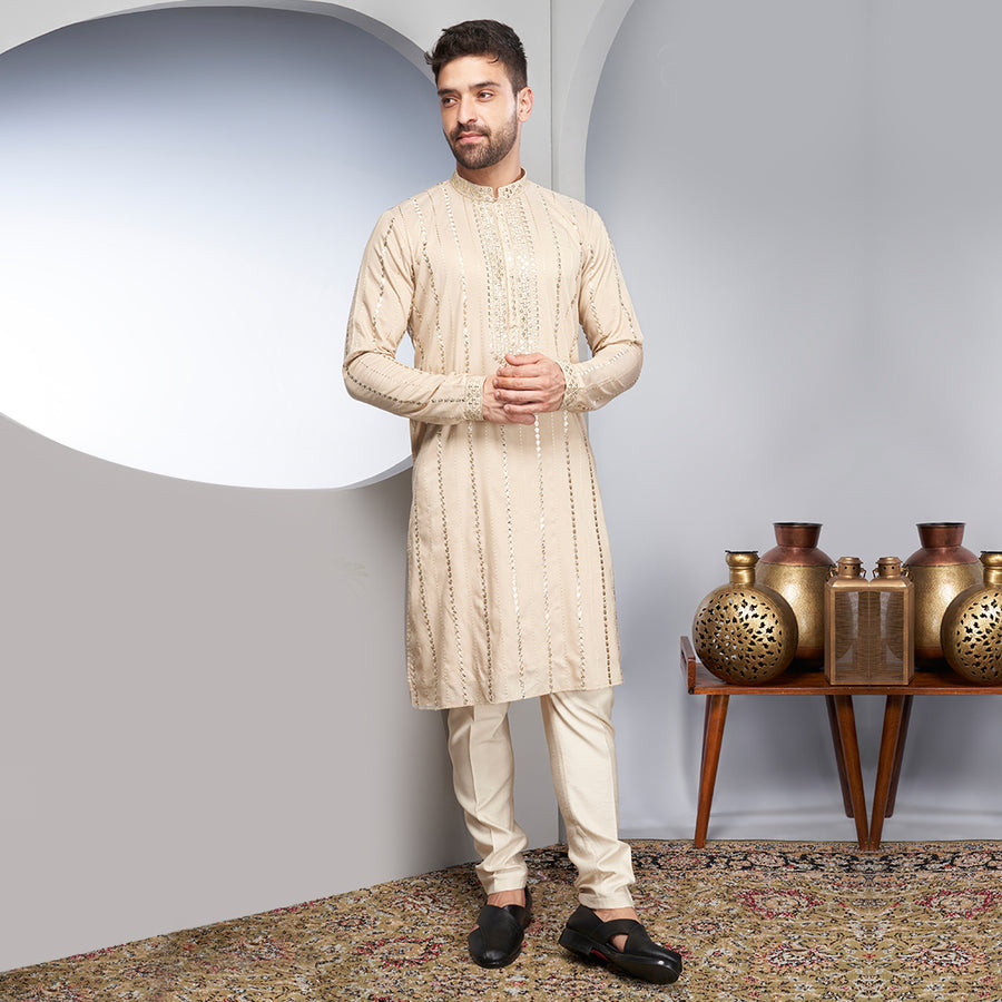 Cream-Coloured Silk Kurta With Patterned Sequins