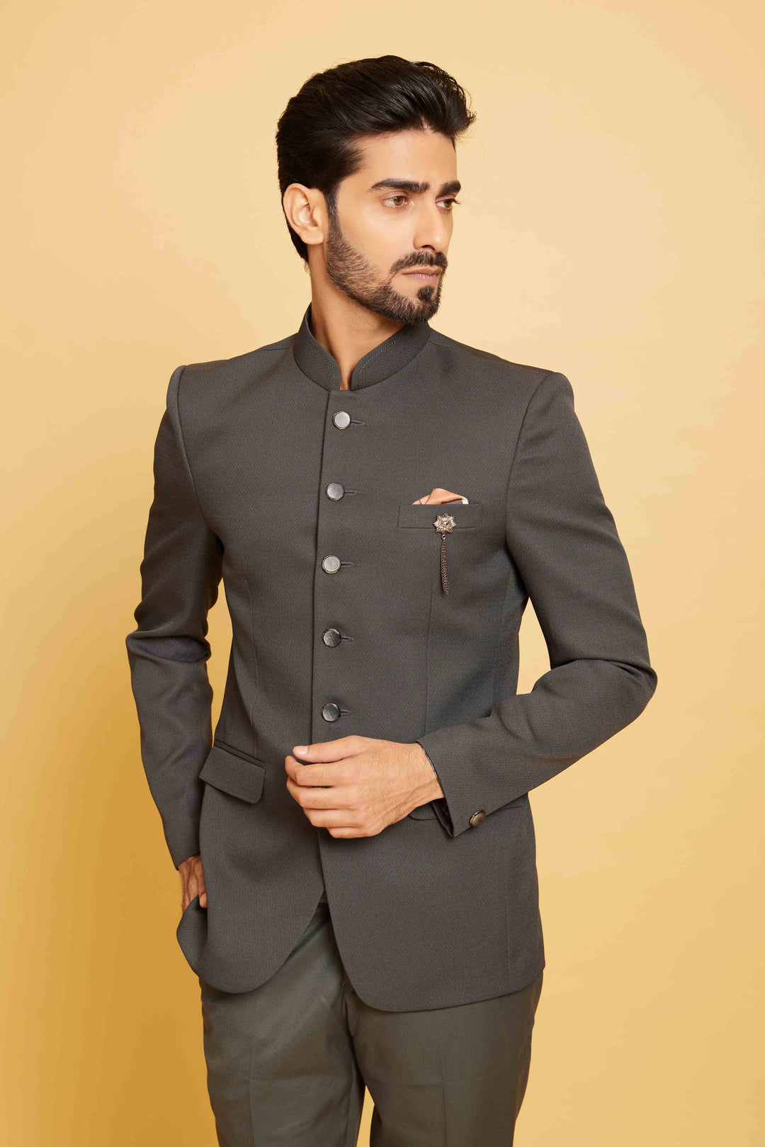 Contrasted Jodhpuri Set in Shades of Grey