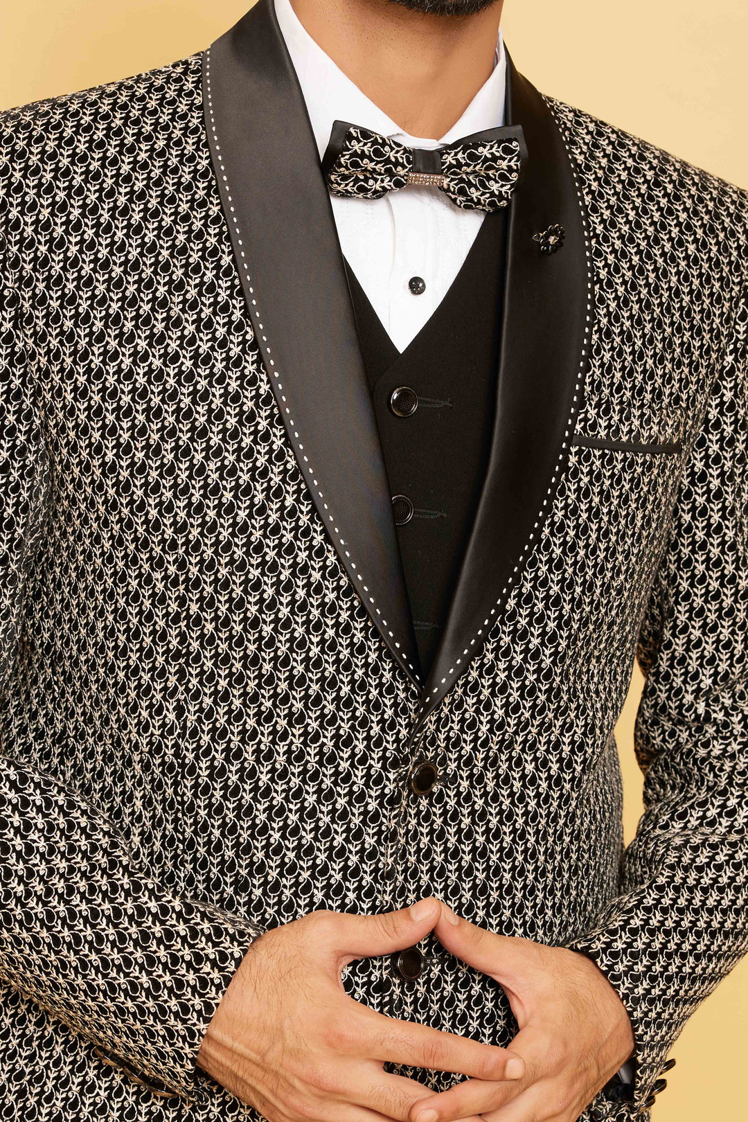 Printed Black and White Blazer Set For Men